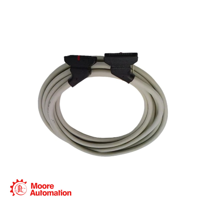 Кабель ПЛК Schneider Electric TSXCDP503